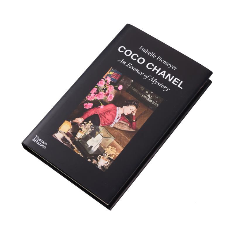 ココ・シャネル ミステリーのエッセンス イザベル・フィエマイ - Photography Book のレビューと価格